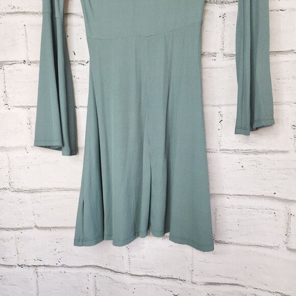 Topshop Women's Sage Green Ribbed Bell Long Sleeve Mini Paris Dress Size US 4 - Picture 10 of 16